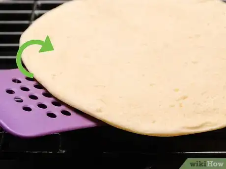 Image titled Grill a Pizza Step 9