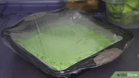 Image titled Make Christmas Ice (Confectionery) Step 9