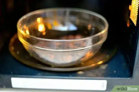 Image titled Make Hazelnut Chocolate Bark Step 9