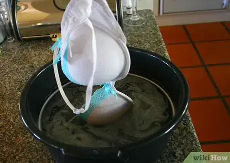 Image titled Put bra in water Step 5