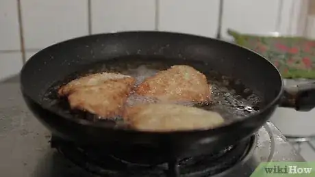 Image titled Make Chicken Parmesan Step 9