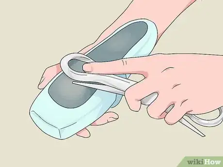 Image titled Prepare Pointe Shoes for Dancing Step 19