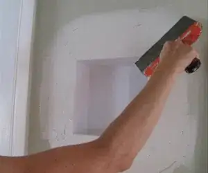Image titled apply drywall mud