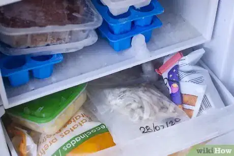 Image titled Freeze Razor Clams Step 12