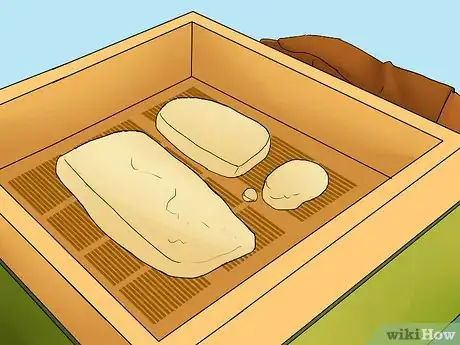 Image titled Winterize Bee Hives Step 3