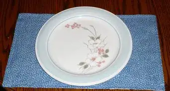 Make Table Placemats from Cloth