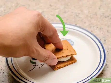 Image titled Make Smores in a Microwave Step 5