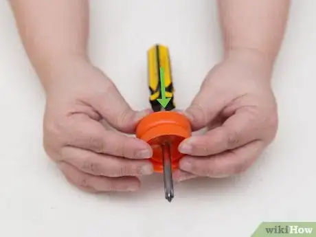 Image titled Make a Sand Timer from Recycled Plastic Bottles Step 3