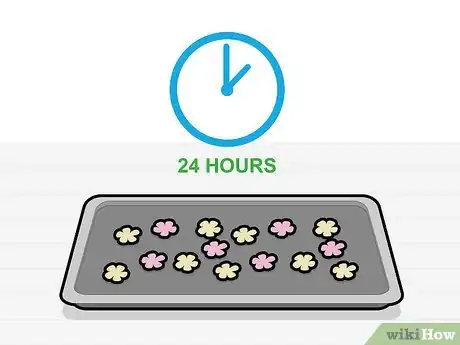 Image titled Store Gumpaste Flowers Step 2