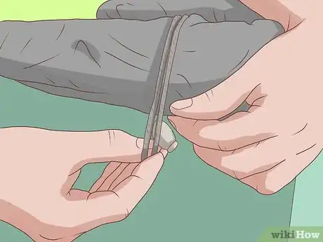 Image titled Use the Dry Pail Method for Cloth Diapers Step 2