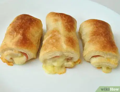 Image titled Upgrade a Can of Crescent Dough Step 2