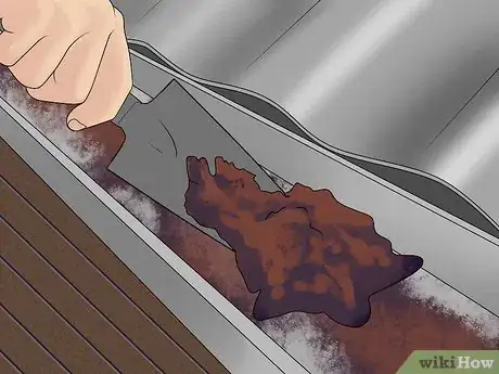 Image titled Clean Aluminum Gutters Step 2