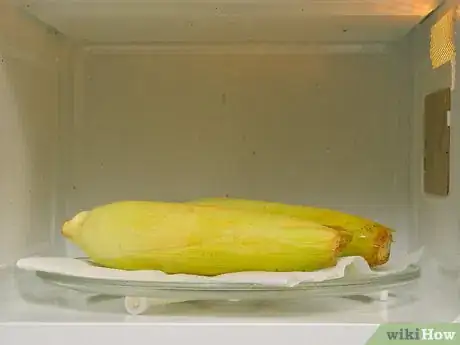 Image titled Cook Corn in the Microwave Step 1