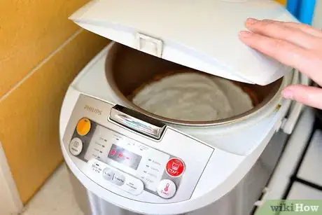 Image titled Make Slow Cooker Cheesecake Step 15