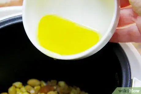 Image titled Slow Toast Granola Step 4