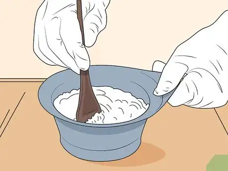 Image titled Cover Gray Roots Step 5