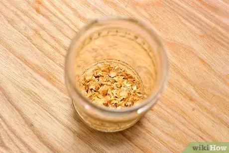 Image titled Reconstitute Dried Garlic Granules Step 2