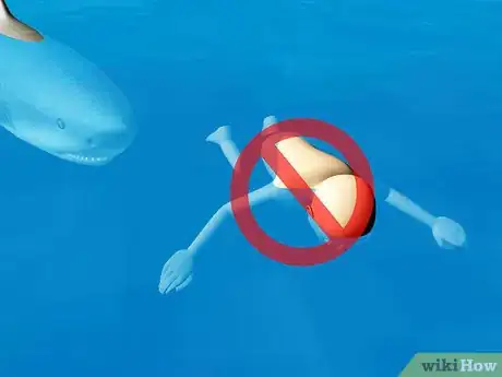 Image titled Survive a Shark Attack Step 4