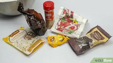 Image titled Decorate a Christmas Cake Step 6