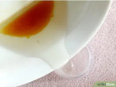 Image titled Make Lip Gloss with Honey Step 4