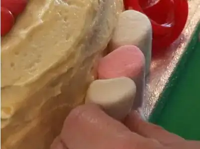 Image titled Clown10_110.PNG