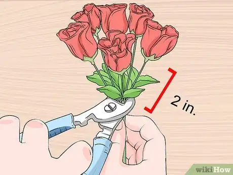 Image titled Make Rose Centerpieces Step 2