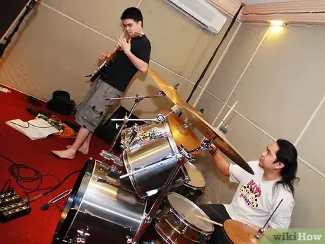 Image titled Be a Bass Player in a Band Step 4