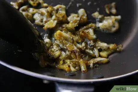 Image titled Cook Razor Clams Step 11