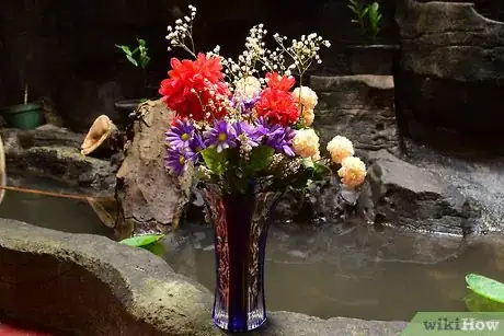Image titled Arrange Flowers in a Large Vase Step 7