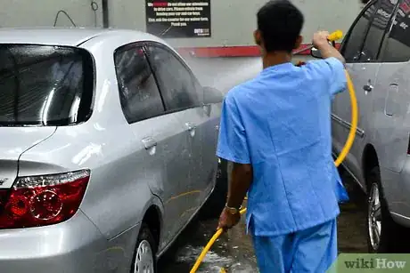 Image titled Apply Car Polish Step 2