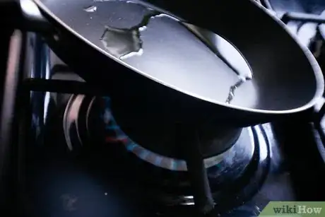 Image titled Cook Razor Clams Step 9