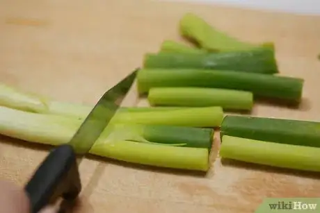 Image titled Use Green Onions Step 3