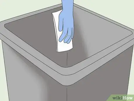 Image titled Clean a Garbage Can Step 15