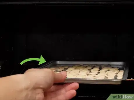 Image titled Make Pumpkin Seeds Step 13