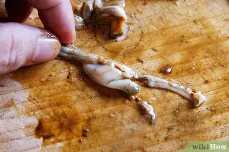 Image titled Cook Razor Clams Step 6