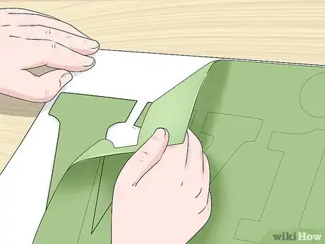 Image titled Make Vinyl Signs Step 9