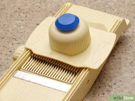 Image titled Make Zoodle Soup Step 3