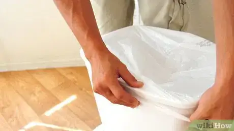 Image titled Empty a Trash Bin Step 4