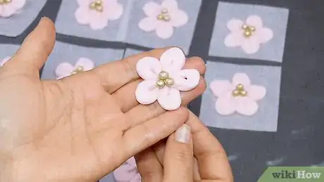 Image titled Make Cherry Blossoms with Frosting Step 14