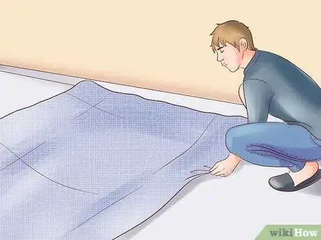 Image titled Remove a Broken Lightbulb from the Socket Step 3