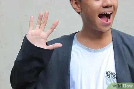 Image titled Treat Your Customer While Serving Them Step 9