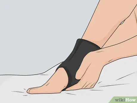 Image titled Reduce Ankle Pain While Running Step 4