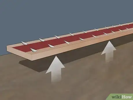 Image titled Remove Old Carpeting Step 13