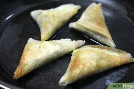 Image titled Make Meat Samosa Step 9