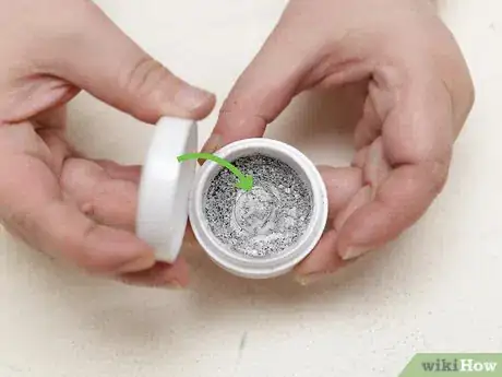 Image titled Make Fingerprint Powder Step 5