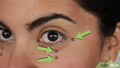 Image titled Do Dot Eyeliner Step 10