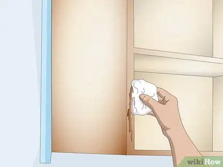 Image titled Glaze a Cabinet Step 12