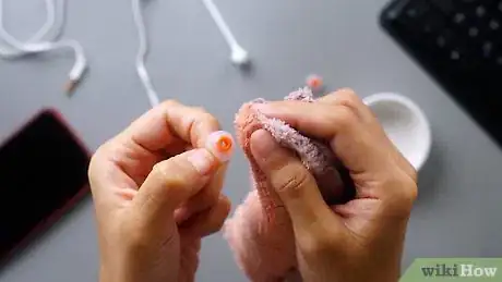Image titled Clean Your Headphones Step 1