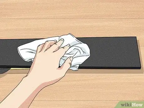 Image titled Prepare New Skis Step 3