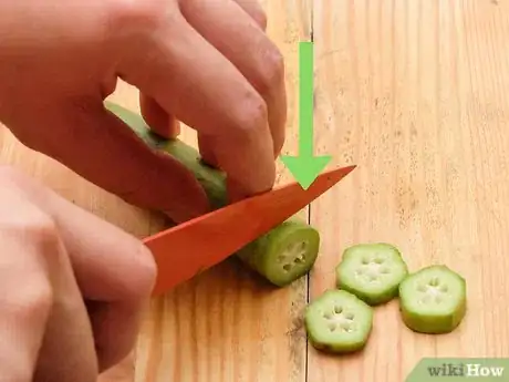 Image titled Cook Okra Step 2